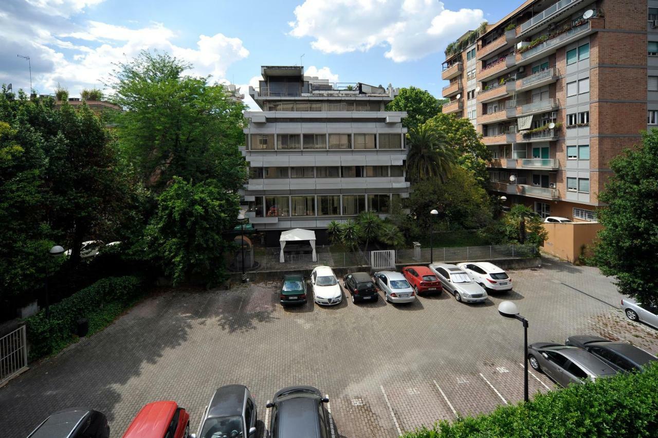 Centralissimo E Luminosissimo A Apartment Rom